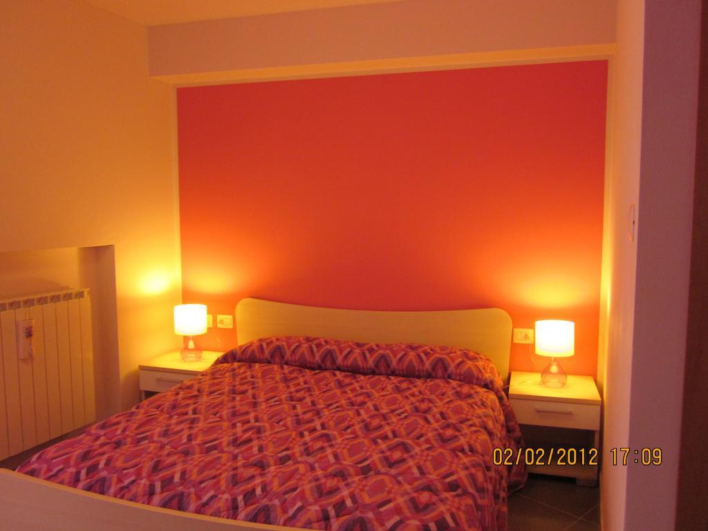 B&B Notte E Di Monasterolo del Castello 외부 사진